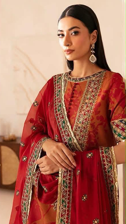 Unstitched 3-Piece Lawn Suits