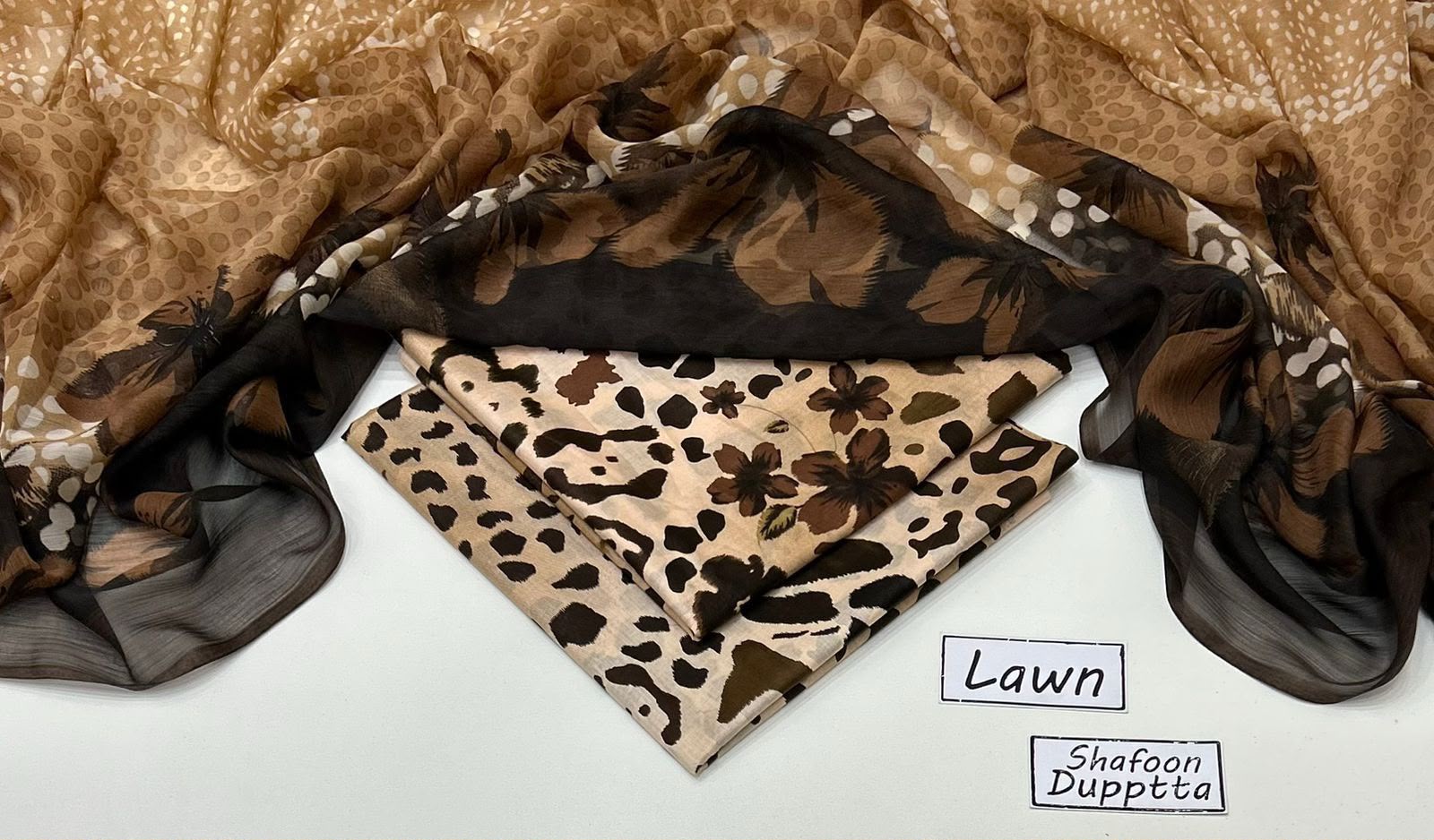 3 PIECE - PRINTED LAWN SUIT