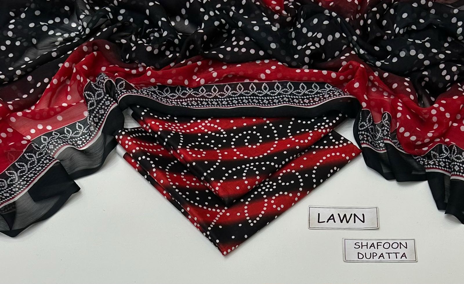 3 PIECE - PRINTED LAWN SUIT